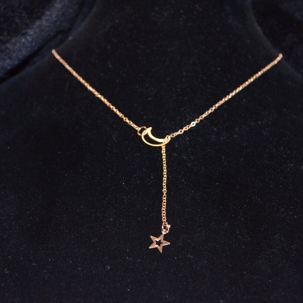 Necklace Two Pendants Moon&Star Gold Tone Rollo Chain Link Flat Adjustable Clasp